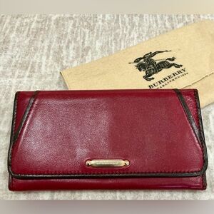 ✨💎RARE💎✨ Authentic Leather BURBERRY Long Wallet. W/COA, DUSTY AND GIFT